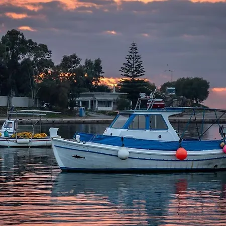 Lägenhet Blue Cozy In Kyparissia, Fully Equipped Nest *