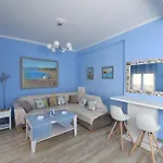 Blue Cozy Home In Kyparissia, Fully Equipped Nest Apartamento *