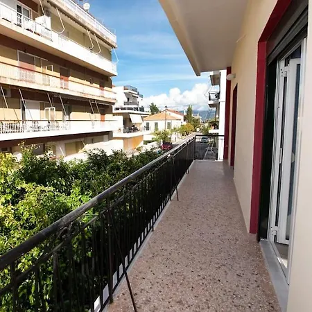 Blue Cozy In Kyparissia, Fully Equipped Nest Kyparissia